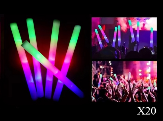 Lot de 20 Bâtons Lumineux LED en Mousse Multicolores 47cm (Bleu, Rouge, Vert)