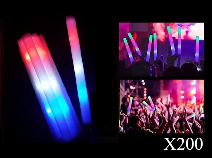 Lot de 200 Bâtons Lumineux LED en Mousse Tricolores France 47cm (Bleu, Blanc, Rouge)