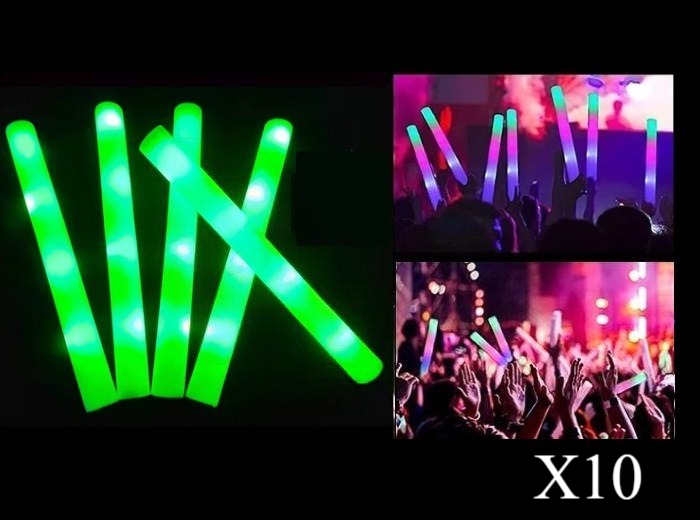 Lot de 10 Bâtons Lumineux LED en Mousse Vert 47cm